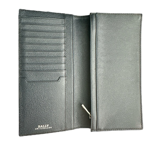NWOT BALLY Mialiro Black Leather Embossed Wallet - Picture 3 of 13